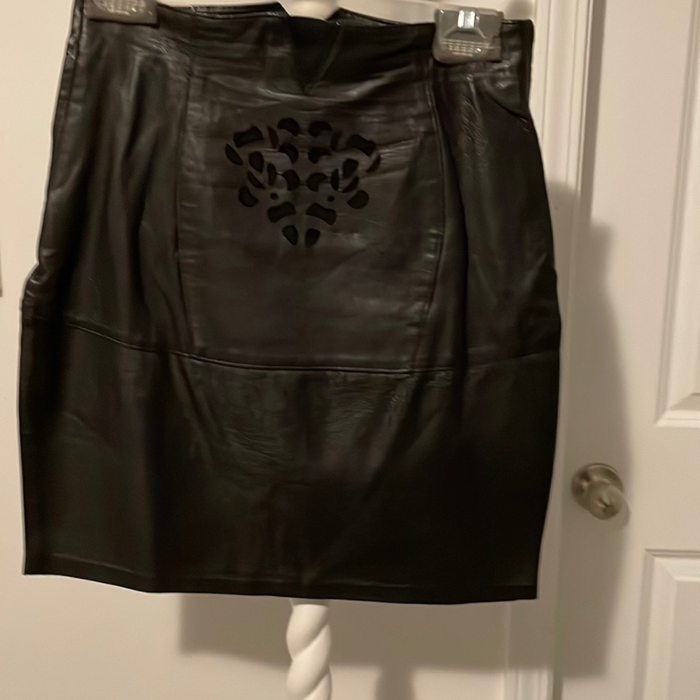 Brand:Épiderme,(Paris),Size:S/M,Color:Black,genuine Leather.